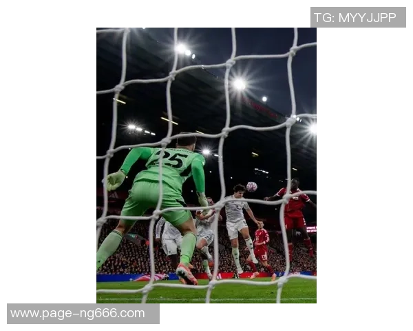 曼城与利物浦激战正酣实时战报带你直击比赛精彩瞬间